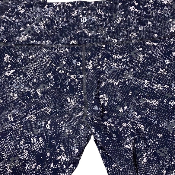 Lululemon Wunder Under High-Rise Tight 28” 10 Large Floral Spritz Multi - Picture 3 of 8